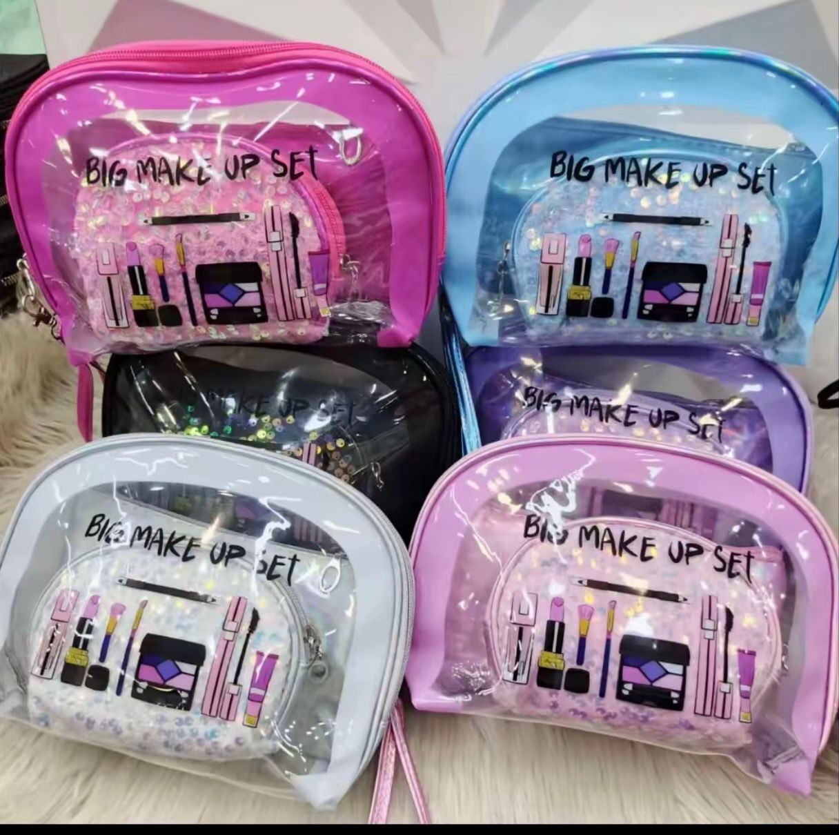 MAKE UP POUCHES SET